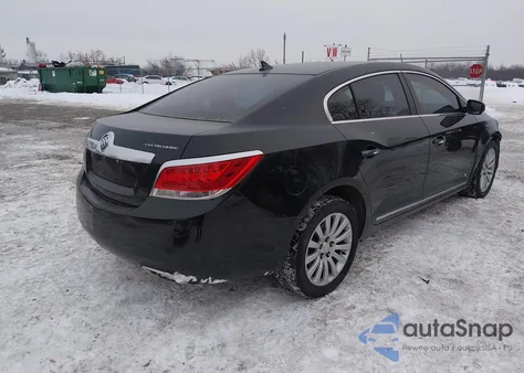 2013 Buick Lacrosse Leather Group z USA, uszkodzony, nr VIN 1G4GC5E32DF296286